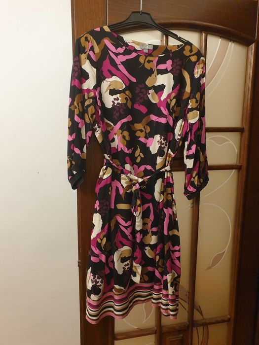 vand rochie model inflorat marime 48-50