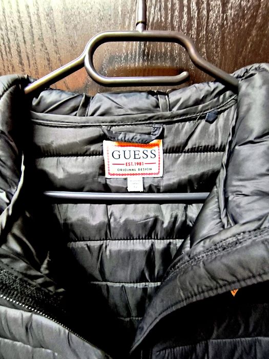 Детско  яке Guess + подарък