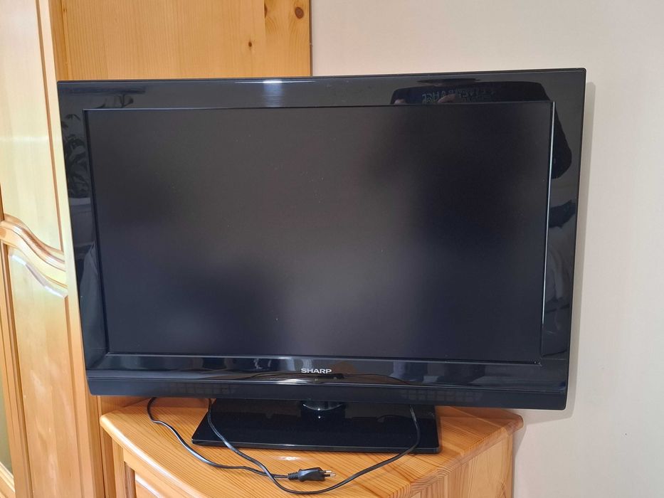 Телевизор SHARP 32"