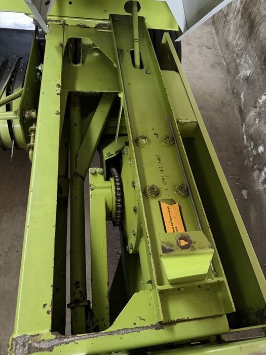 Claas markant 65 sotiladi Claas