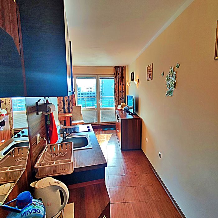 Продава се Двустаен апартамент в к.к. Слънчев бряг - 54 кв.м за 1241 €/кв.м - Снимка #11