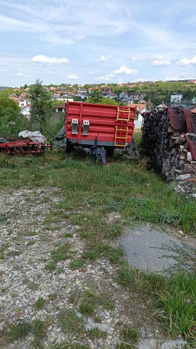 De vanzare semanatoare tractor