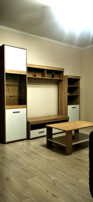 Mobilier living in stare excelenta