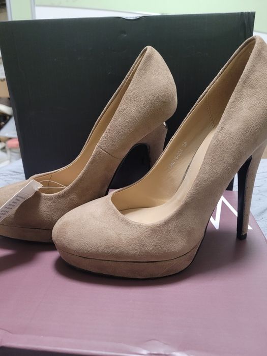 Дамски обувки 38