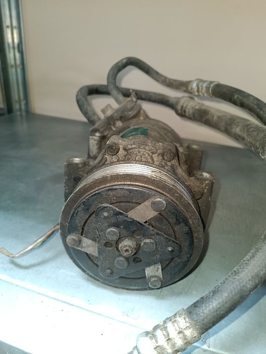 Компресор за климатик за Volvo XC70, 2.4T, 2001g