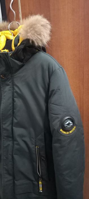 Продам  подростковую куртку