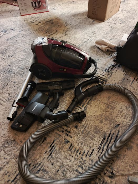 Samsung plisos konteynerli