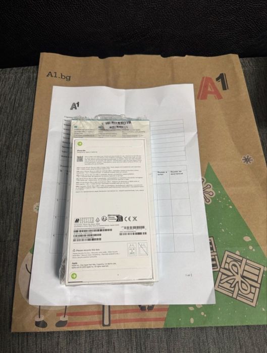 ЗАПЕЧАТАН 128GB iPhone 16e A1 Гаранция 2028г. Black 16 е