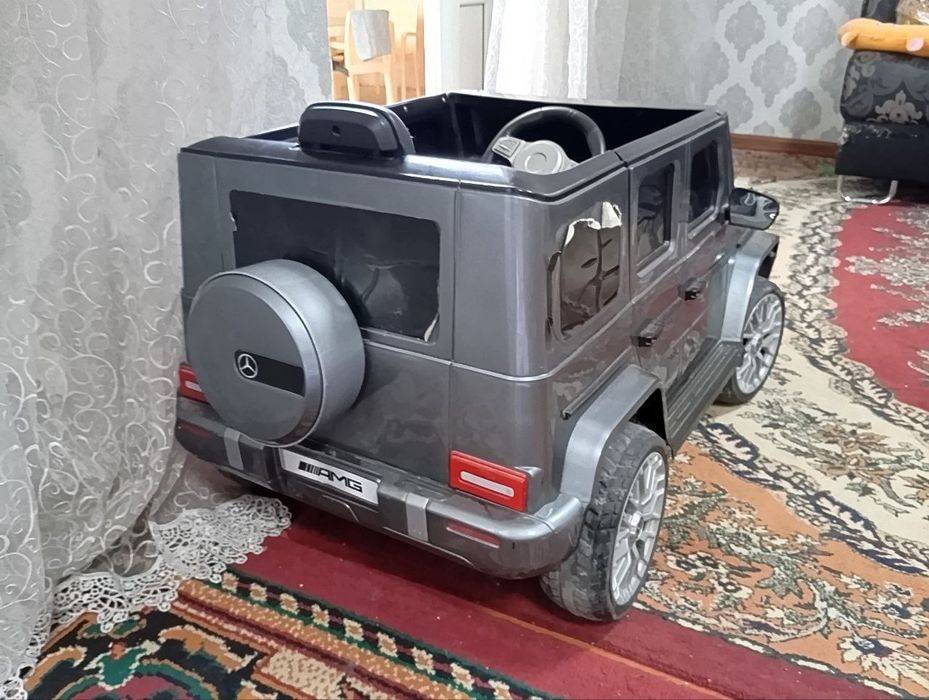 Продаю детскую машинку