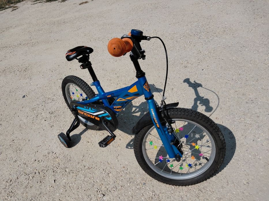 Vând bicicleta de copii