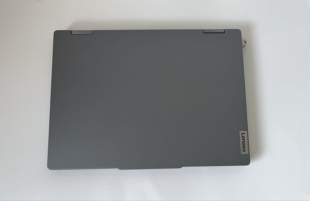 Lenovo IdeaPad 5 2-in-1 14AHP9, AMD Ryzen™ 5 8645HS, 14", 16 RAM, 2 TB