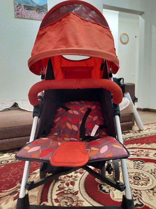 Коляска детская. 7тыс.