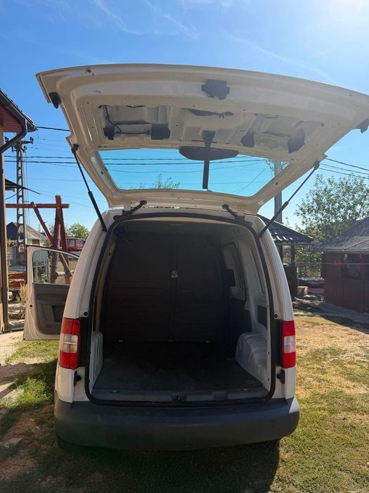 Vând  Caddy 1.9 TDI