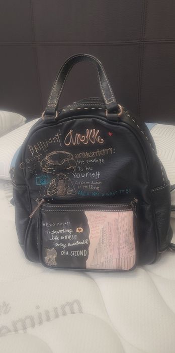 Страхотна раница на марката Anekke