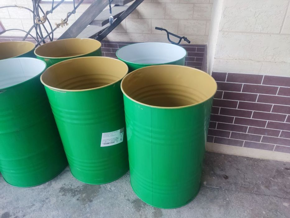 220 litrlik temir bo'chka,xolati yangi qopqog'i bor
Optom 120.000