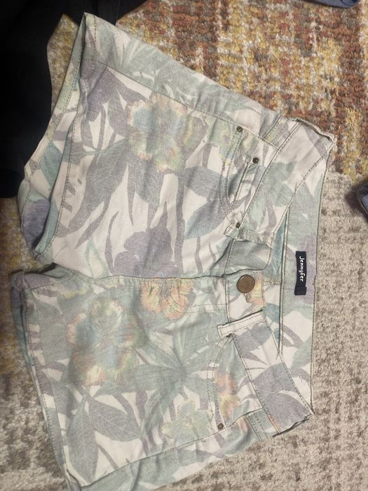 Дънки за по 5 евро