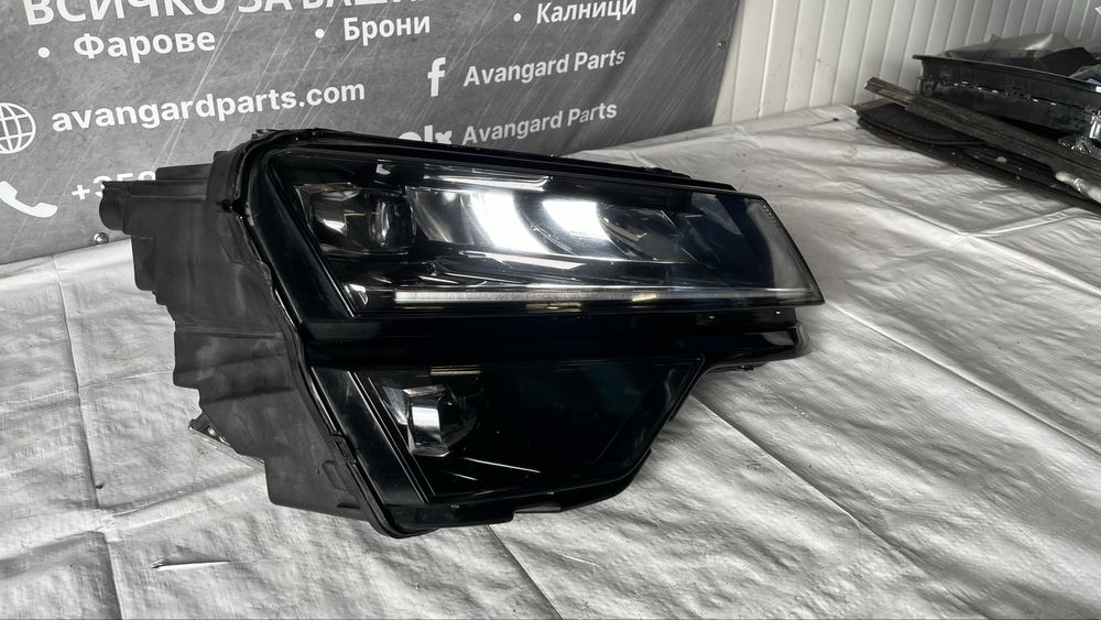 2 броя десен фар Skoda Karoq Facelift 2017-