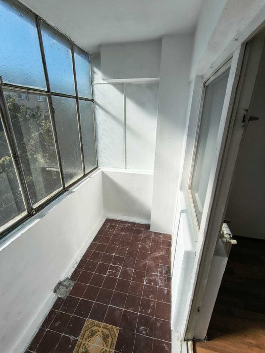 Apartament cu 3 camere de vanzare Mangalia sos. Constantei