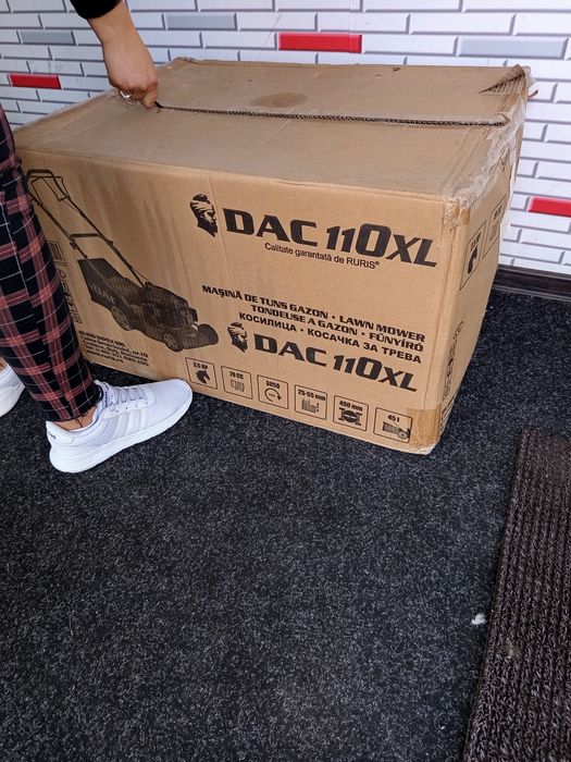 Mașina de tuns gazon Ruris Dac 110 XL