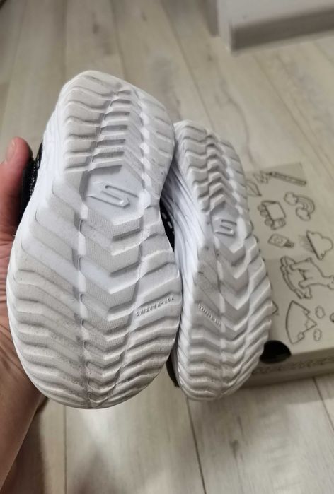 Детские кроссовки Skechers