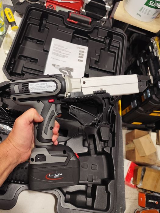 Акумулаторен винтоверт за гипсокартон и сухи монтажи KMR BeA