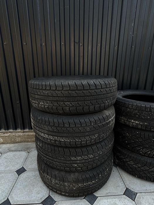 Летние шины б/у пользовались 1 месяц.