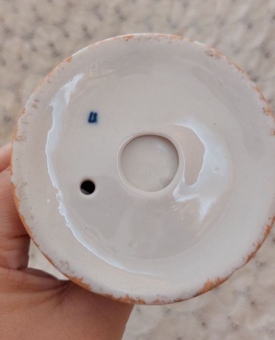 Статуэтка карандашница