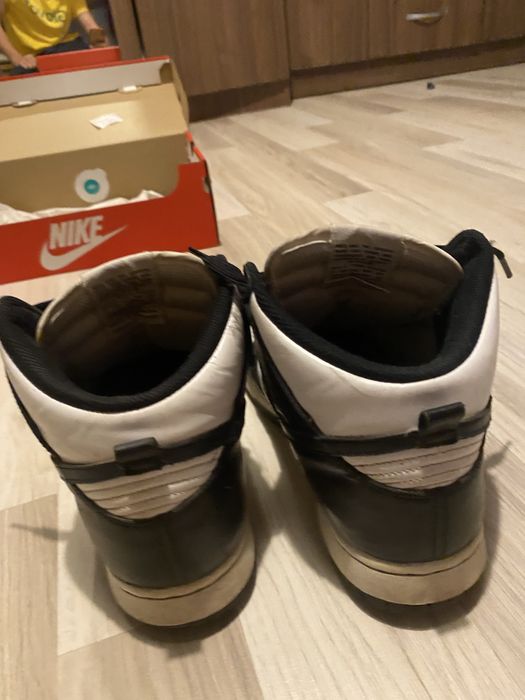 Nike dunk high panda