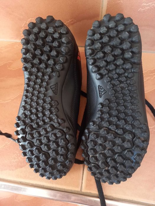 Детски футболни обувки/стоножки Адидас 30 номер