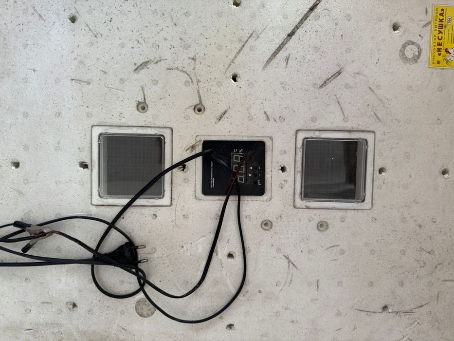 Инкубатор Несушка