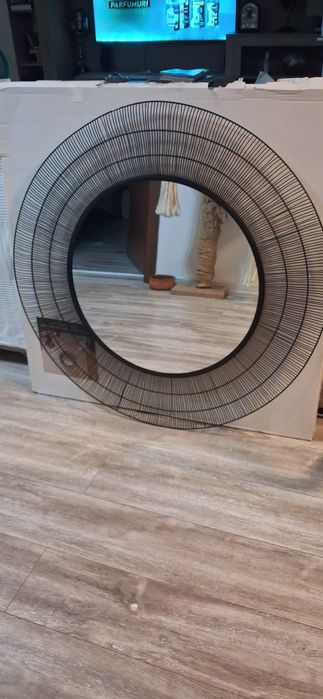 Oglinda rama metalica 80×80 noua