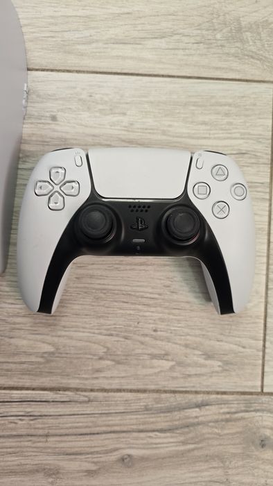PlayStation 5 Standard Edition 1TB