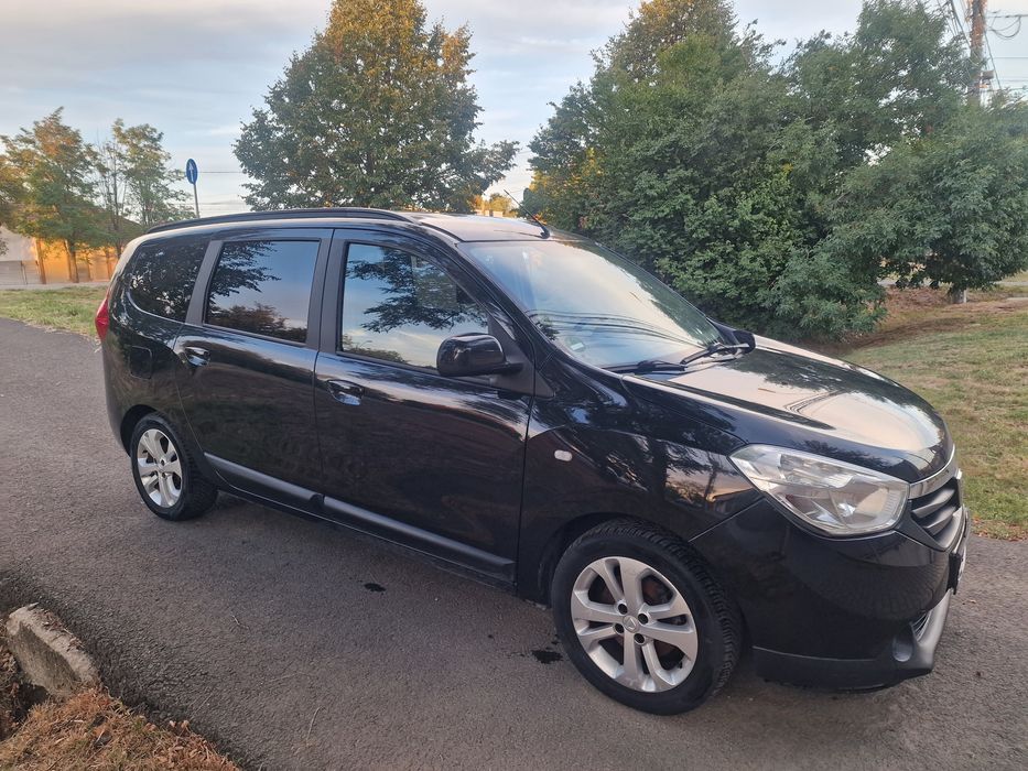 Dacia Lodgy cu clima, 7 locuri 1,2 benzina