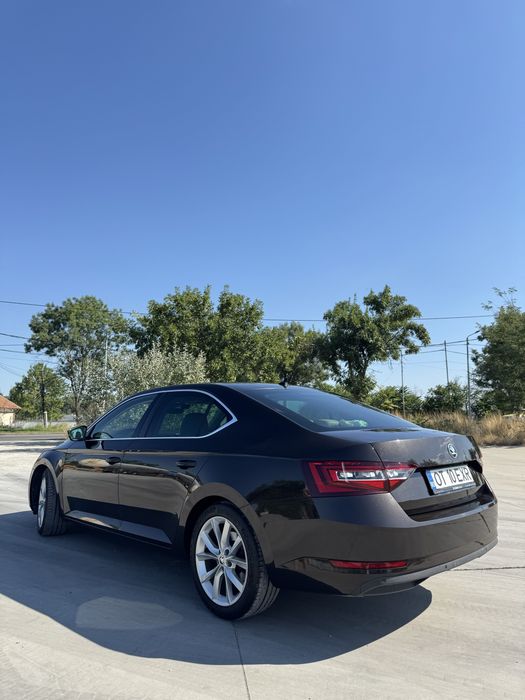 SKODA Superb 2017 — imagine 4