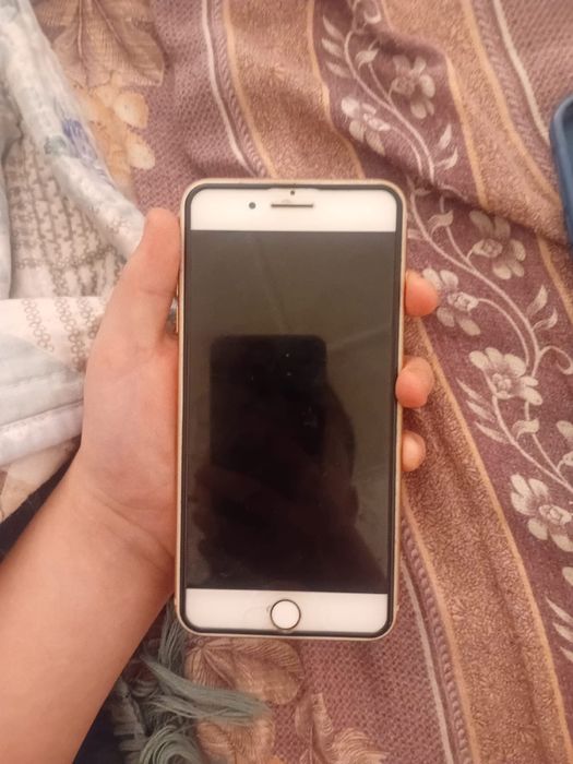 Обмен 2 айфона 8+ на 11