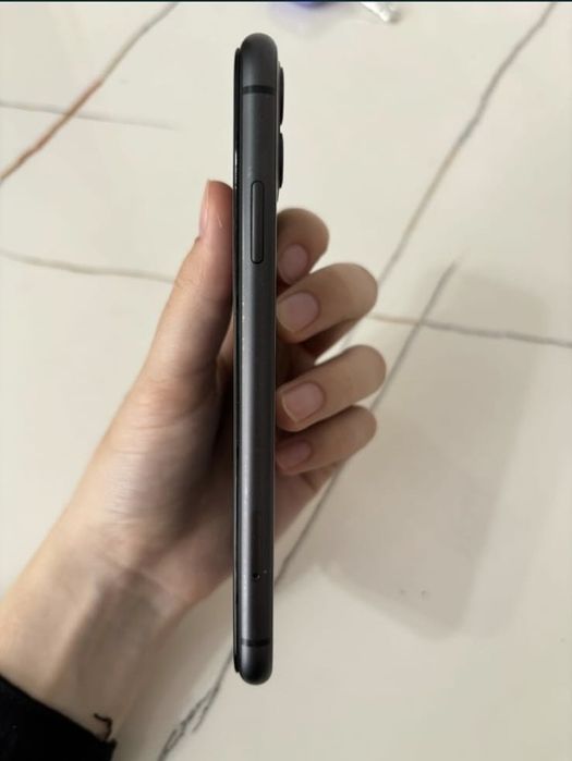 Обменяю Айфон 11