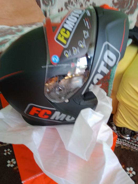 Модуларен шлем/каска нова