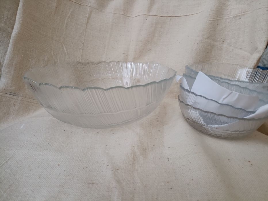 Набор салатников 6+1