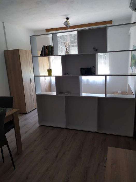 Дава се под наем Едностаен апартамент в Търговище, Вароша - 40 кв.м за 168.3 € - Снимка #1