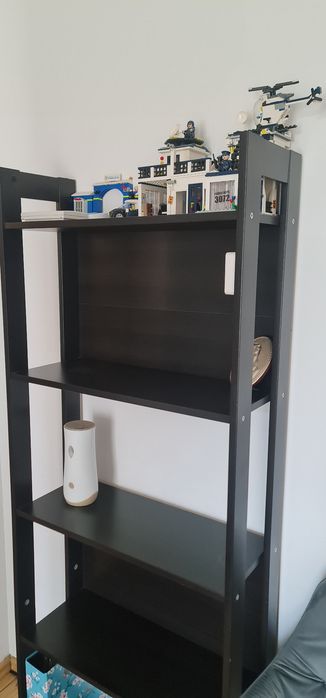 Raft bibliotecă / etajeră neagră – stare foarte bună