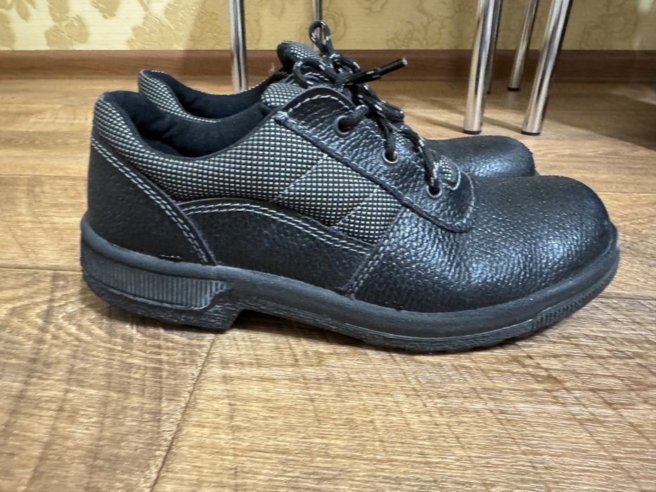 Берцы летние 43 р и рабочие ботинки 41 р