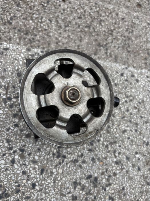 Хидравлична помпа