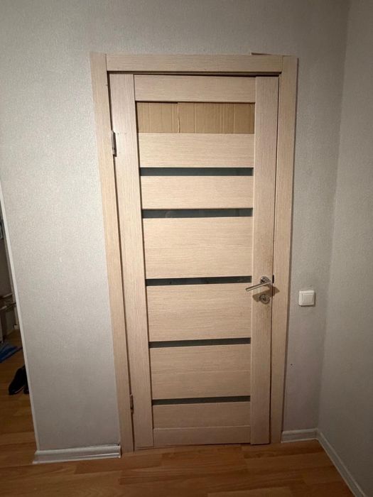 Продам двери межкомнатные