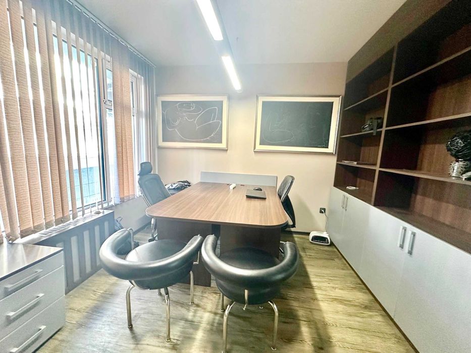 Дава се под наем Офис в София, Лозенец - 82 кв.м за 1200 € - Снимка #4