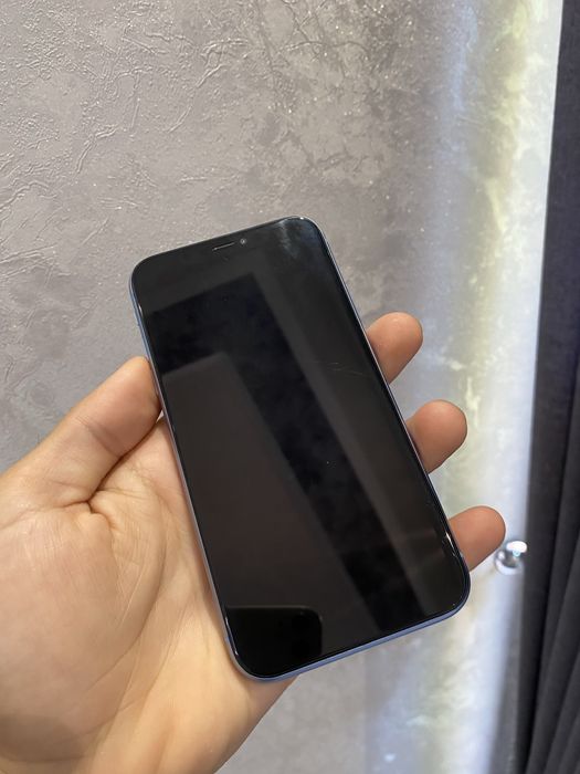 iphone xr      .