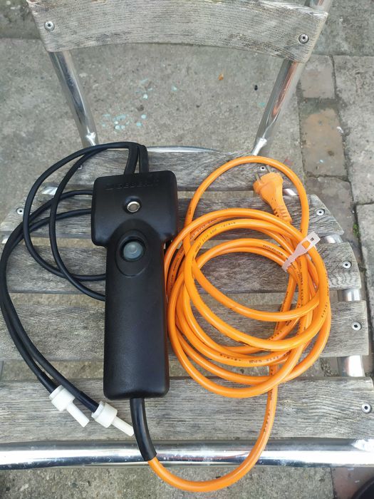 Апарат за електрофузионно заваряване на електро муфи ф200-ф315