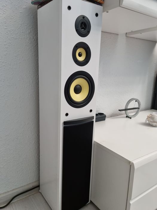 Колони Pioneer  стоящи 2бр. + стерео Yamaha