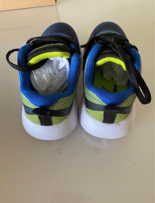 Skechers baieti marime 27