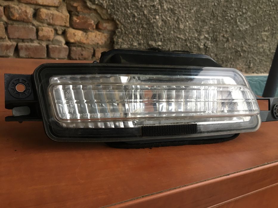 Продам фонарь панорамы на Субару