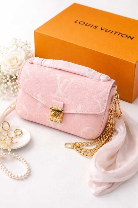 Geantă LOUIS VUITTON, piele 100%, Roz, Premium, Cutie, Etichete